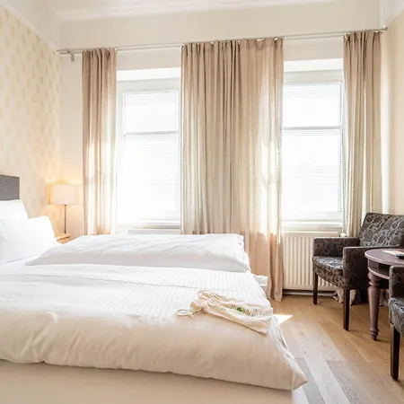 Logierhaus Am Denkmal 3* 노르데메이